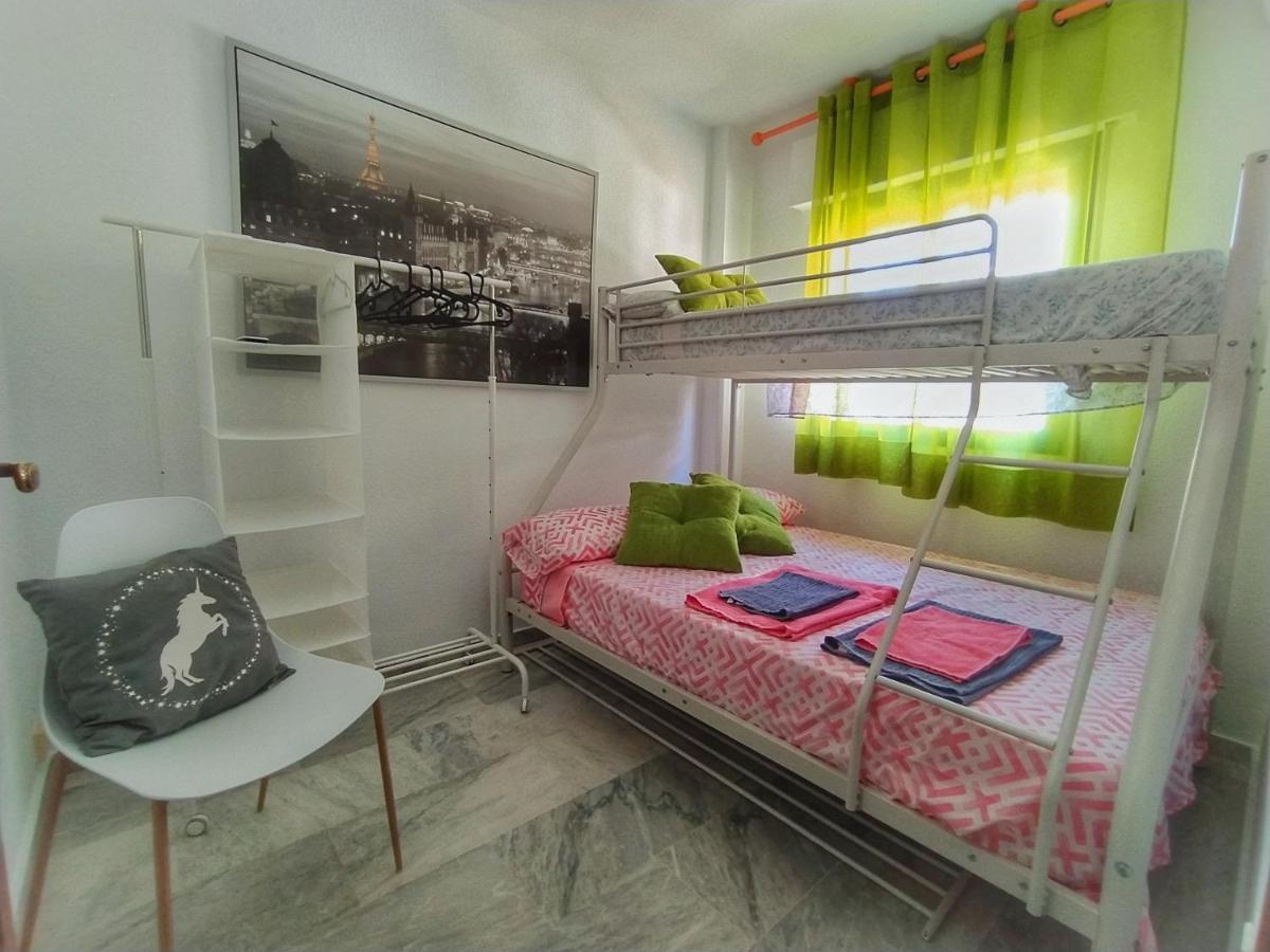 Apartamento Y Parking En Pleno Centro, Damas Huelva Bagian luar foto