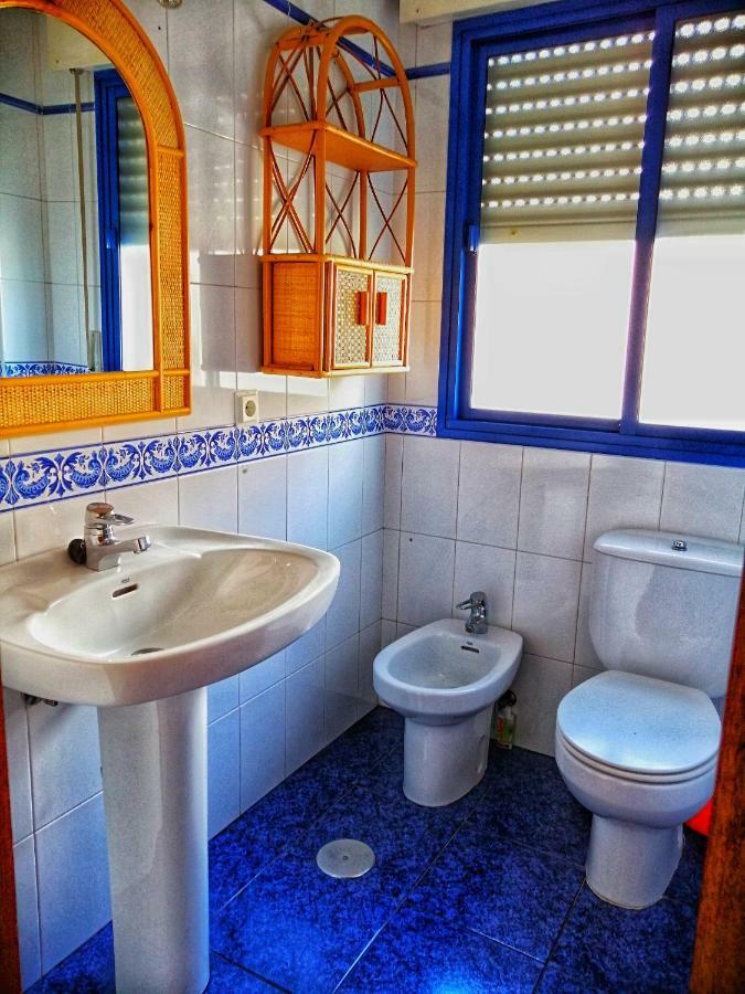 Apartamento Y Parking En Pleno Centro, Damas Huelva Bagian luar foto